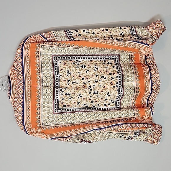 Fate button down satin long sleeve border blouse - Picture 5 of 10